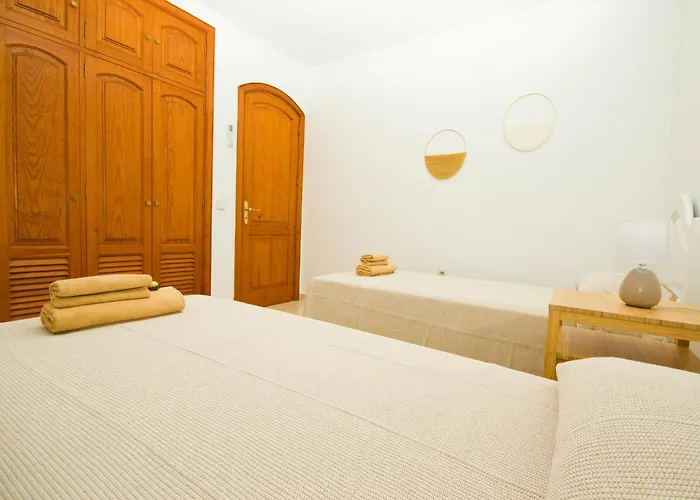 Willa El Golfo - By Az