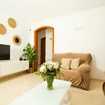 El Golfo - By Az