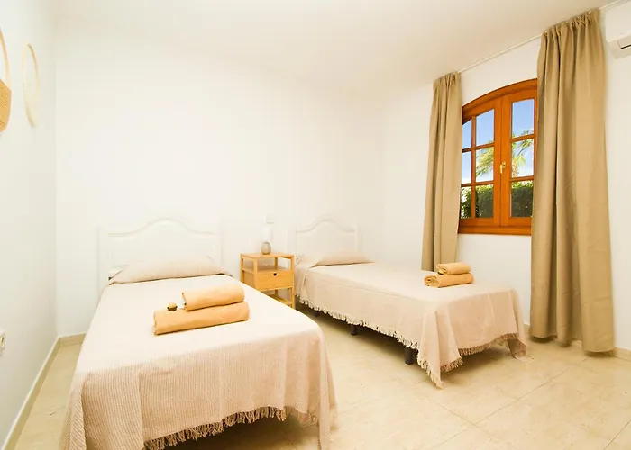 Villa El Golfo - By Az