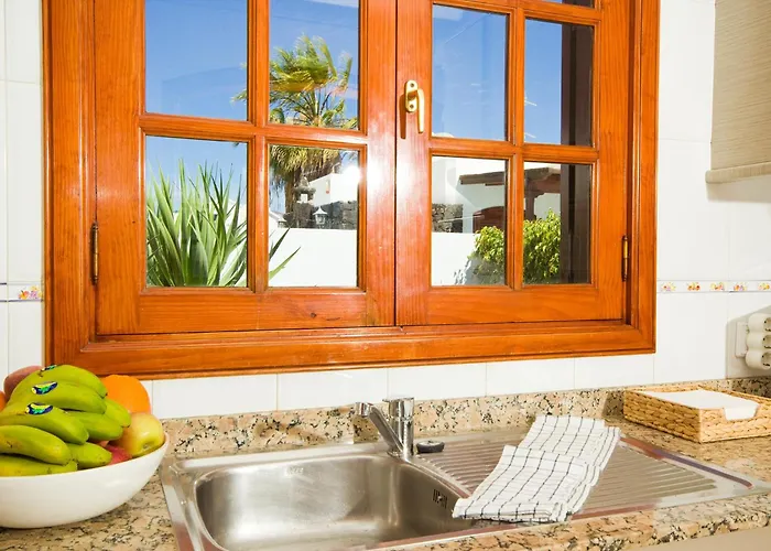 El Golfo - By Az Пуерто-дель-Кармен